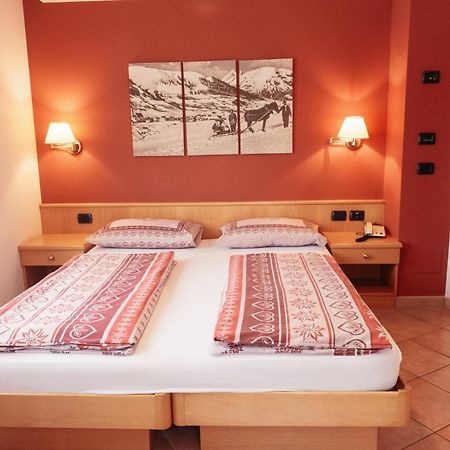 Hotel Garni Rin Da Rin Livigno Extérieur photo