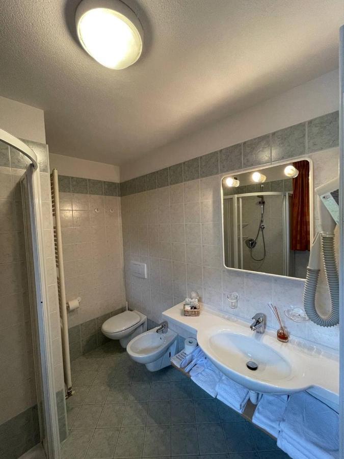 Hotel Garni Rin Da Rin Livigno Extérieur photo