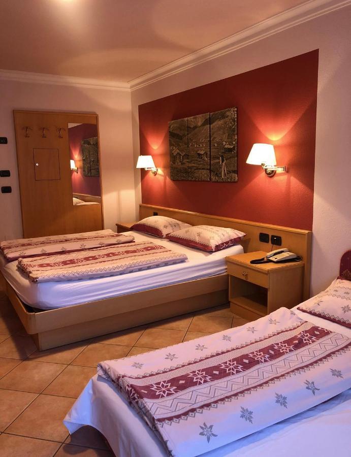 Hotel Garni Rin Da Rin Livigno Extérieur photo