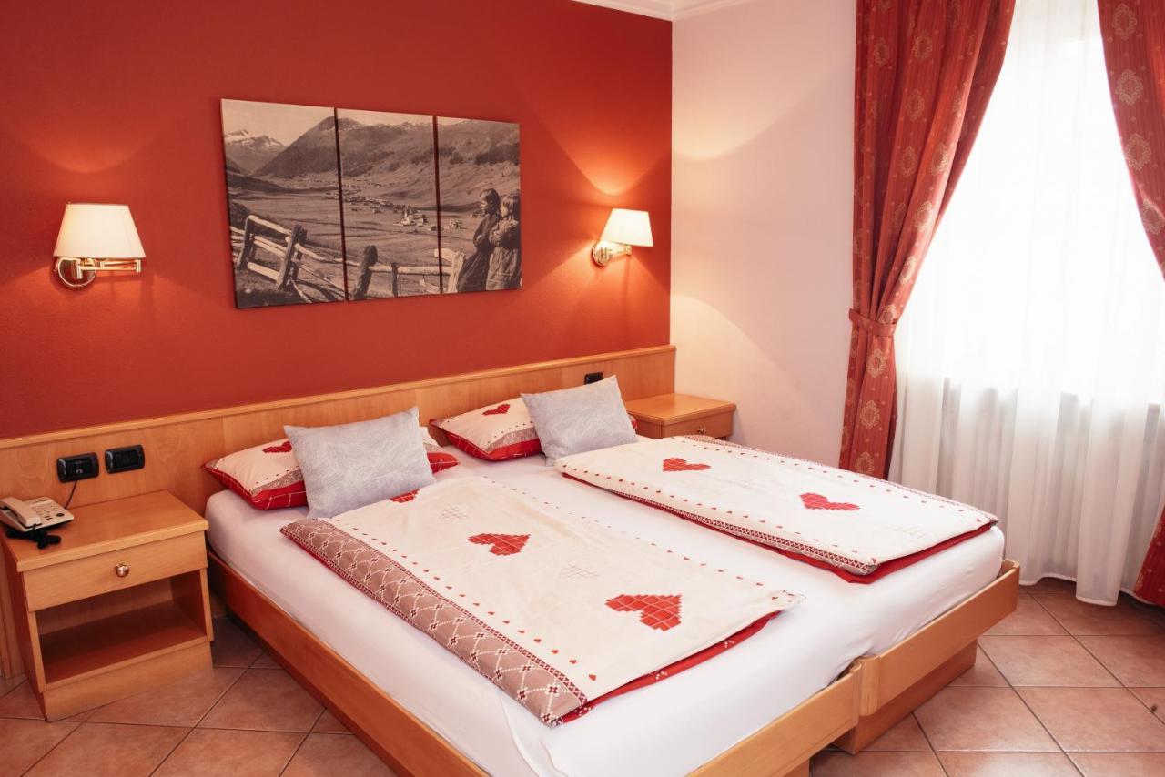 Hotel Garni Rin Da Rin Livigno Extérieur photo